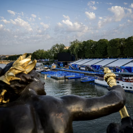 Paris-2024: “Les valeurs de pollution de la Seine sont légèrement supérieures à la limite”, confirme l’organisation