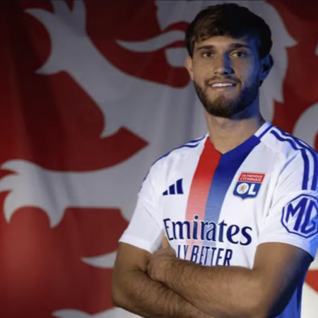Tanner Tessmann rejoint Lyon jusqu’en 2029