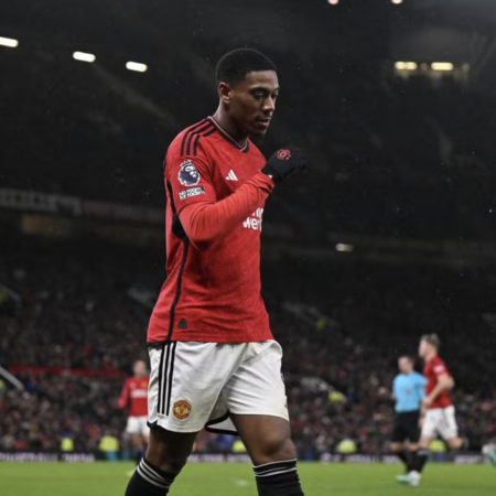 Lille tente Anthony Martial