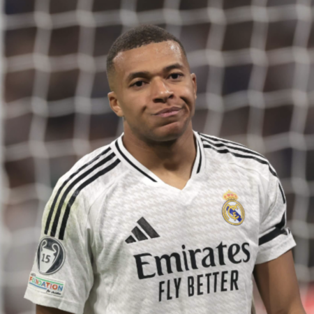 L’ancien directeur sportif de Monaco défend Mbappé: «Il surprend dès le début avec des petits détails»