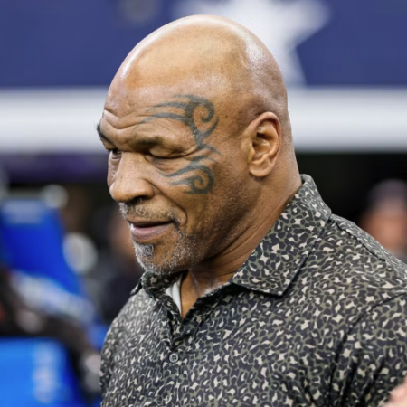 Mike Tyson risque sa vie en montant sur le ring pour combattre Jake Paul
