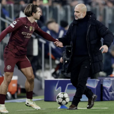 Jack Grealish doit se battre pour retrouver une place de titulaire à Manchester City